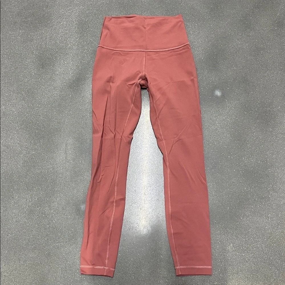 Lululemon Crop Leggings in Mauve Size 4